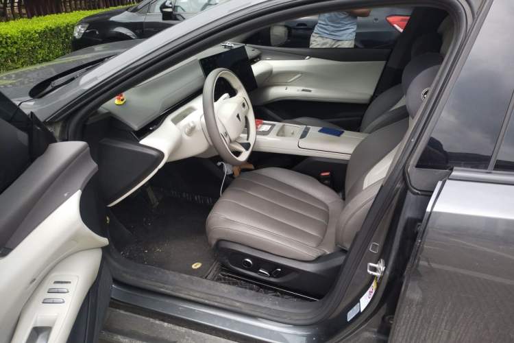 Used Deepal L07 2024 230Max Range-Extended Version Left Front Seat