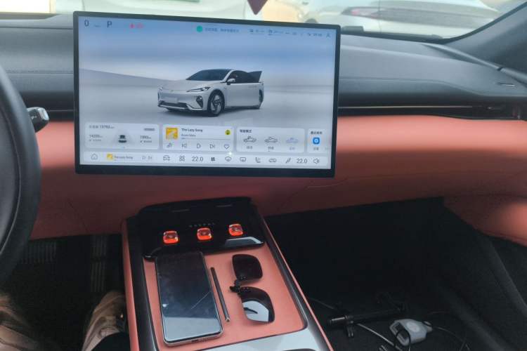 Used Deepal L07 2024 230Max Qiankun Intelligent Driving ADS SE Range-Extended Version Audio And AC Panel