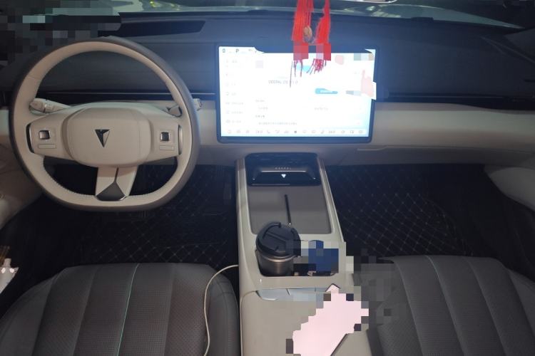 Used Deepal L07 2024 230Max Range-Extended Version Center Console