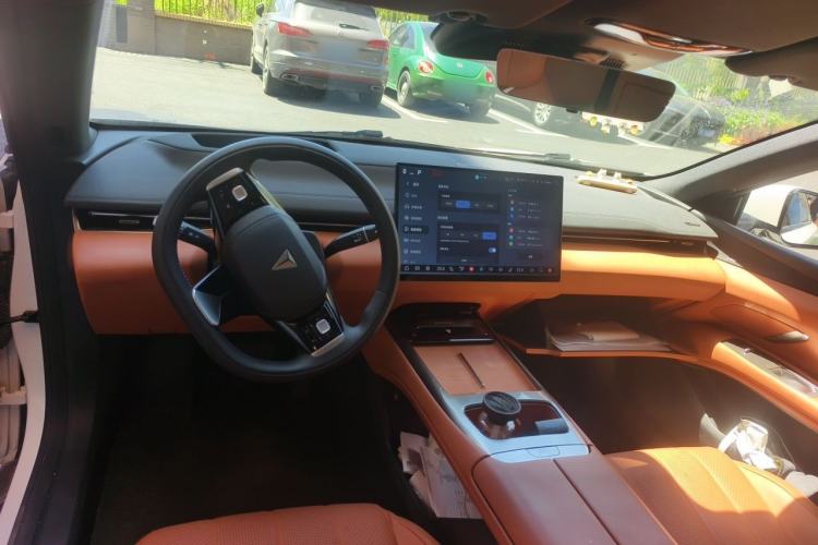 Used Deepal L07 2024 230Max Qiankun Intelligent Driving ADS SE Range-Extended Version Center Console