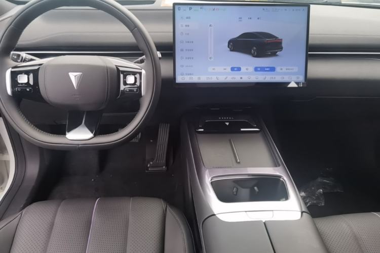 Used Deepal L07 2024 230Max Range-Extended Version Center Console