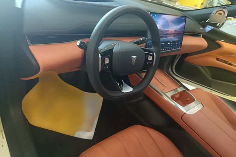 Used Deepal L07 2024 230Max Qiankun Intelligent Driving ADS SE Range-Extended Version Center Console