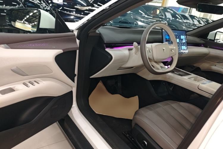 Used Deepal L07 2024 230Max Qiankun Intelligent Driving ADS SE Range-Extended Version Driver Seat