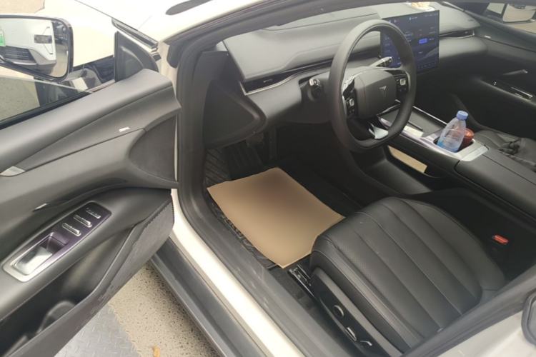 Used Deepal L07 2024 530 Max Qiankun Intelligent Driving ADS SE Pure Electric Version Driver Seat