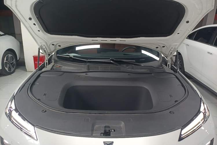 Used Deepal L07 2024 530Max Pure Electric Version Engine Bay