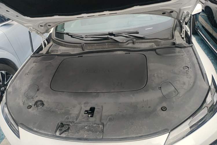 Used Deepal L07 2024 230Max Range-Extended Version Engine Bay