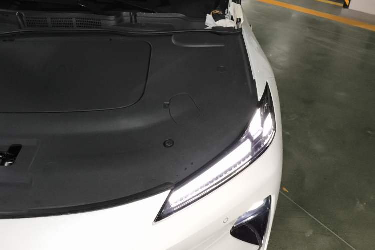 Used Deepal L07 2024 230Max Qiankun Intelligent Driving ADS SE Range-Extended Version Engine Bay Left