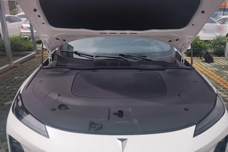 Used Deepal L07 2024 230Max Range-Extended Version Engine Bay