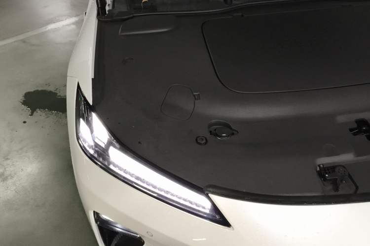 Used Deepal L07 2024 230Max Qiankun Intelligent Driving ADS SE Range-Extended Version Engine Bay Right
