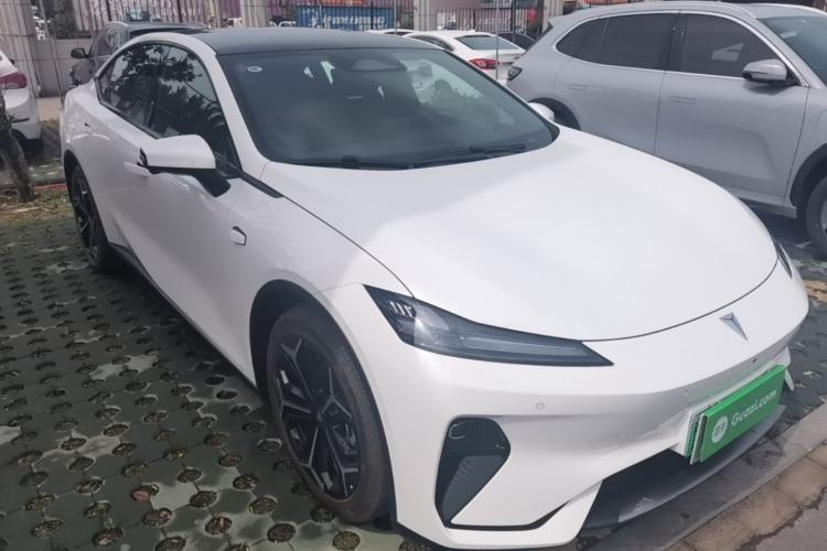 Used Deepal L07 2024 230Max Range-Extended Version Exterior 1