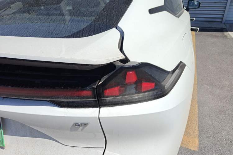 Used Deepal L07 2024 230Max Qiankun Intelligent Driving ADS SE Range-Extended Version Exterior 3
