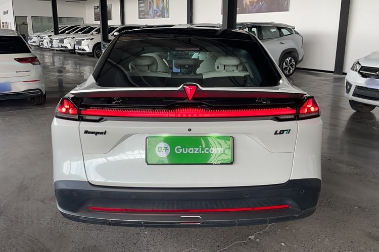 Used Deepal L07 2024 230Max Qiankun Intelligent Driving ADS SE Range-Extended Version Exterior 4