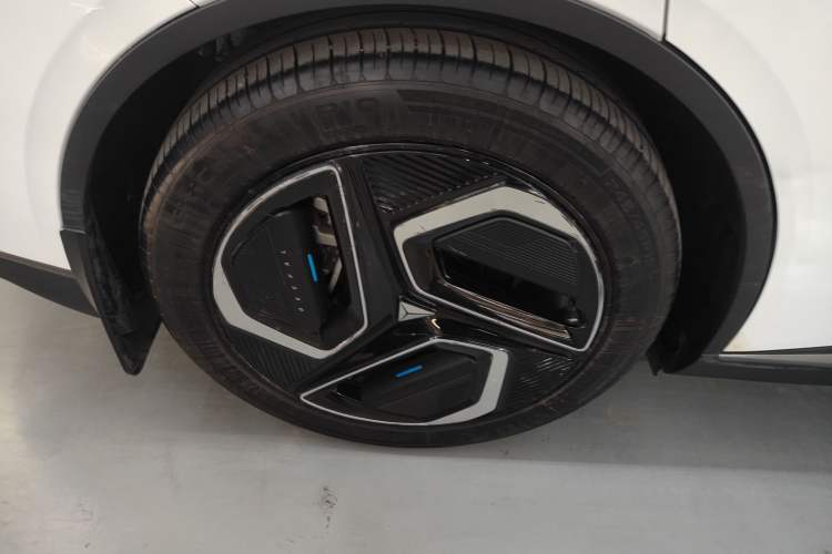 Used Deepal L07 2024 530Max Pure Electric Version Exterior 8