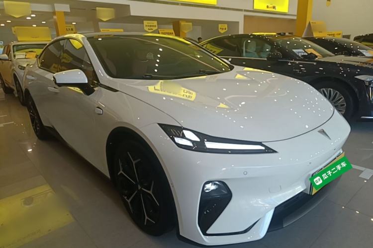 Used Deepal L07 2024 230Max Qiankun Intelligent Driving ADS SE Range-Extended Version Front Right 45 Deg