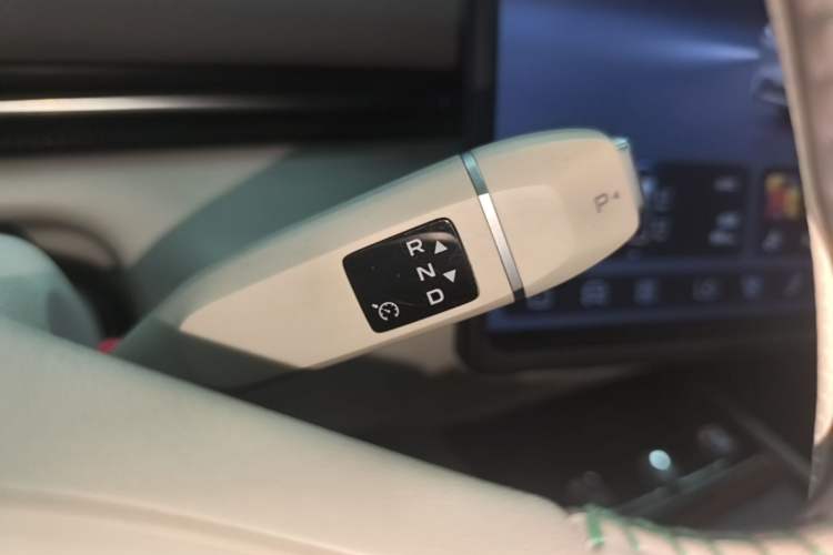 Used Deepal L07 2024 530Max Pure Electric Version Gear Lever
