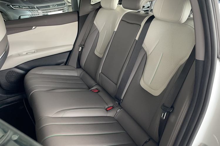 Used Deepal L07 2024 230Max Qiankun Intelligent Driving ADS SE Range-Extended Version Interior 1