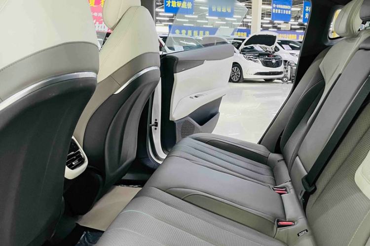 Used Deepal L07 2024 230Max Qiankun Intelligent Driving ADS SE Range-Extended Version Interior 4