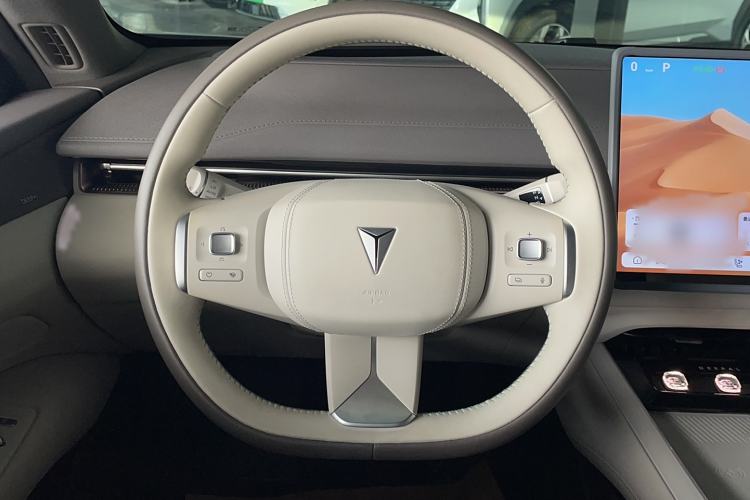Used Deepal L07 2024 230Max Qiankun Intelligent Driving ADS SE Range-Extended Version Interior 7