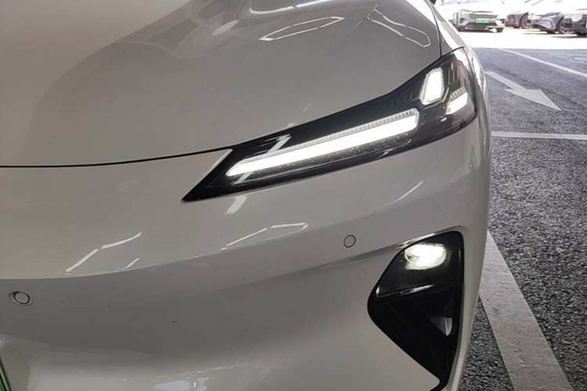 Used Deepal L07 2024 530Max Pure Electric Version Left Front Headlight