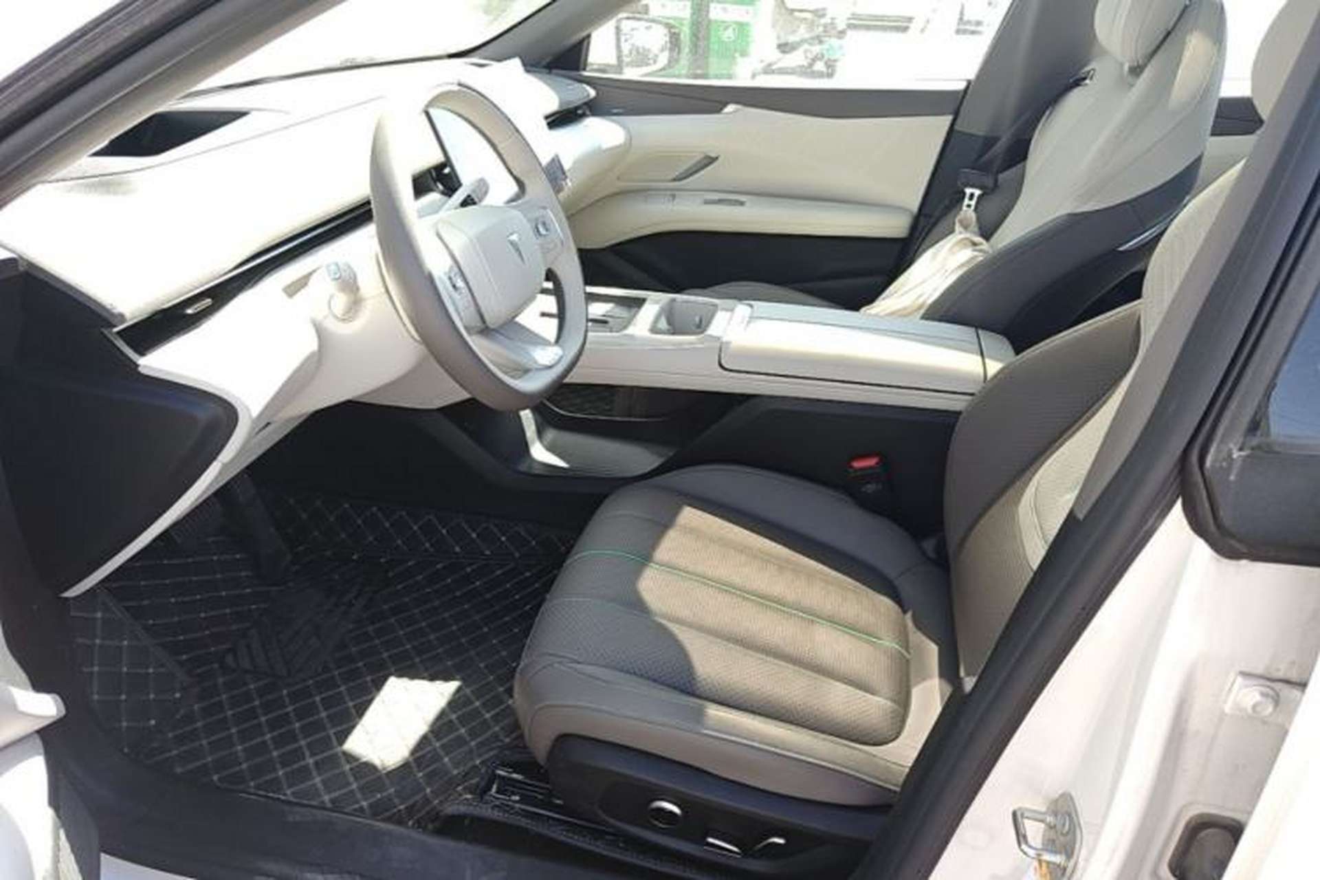 Used Deepal L07 2024 230Max Qiankun Intelligent Driving ADS SE Range-Extended Version Left Front Seat