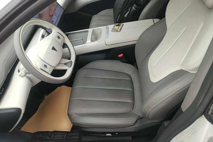 Used Deepal L07 2024 230Max Range-Extended Version Left Front Seat