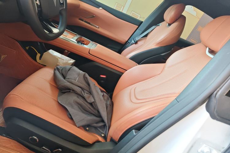 Used Deepal L07 2024 230Max Range-Extended Version Left Front Seat