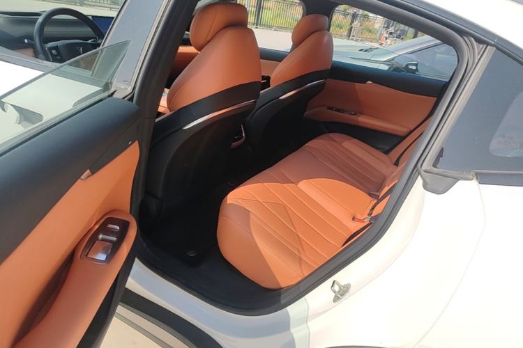 Used Deepal L07 2024 230Max Qiankun Intelligent Driving ADS SE Range-Extended Version Left Rear Seat