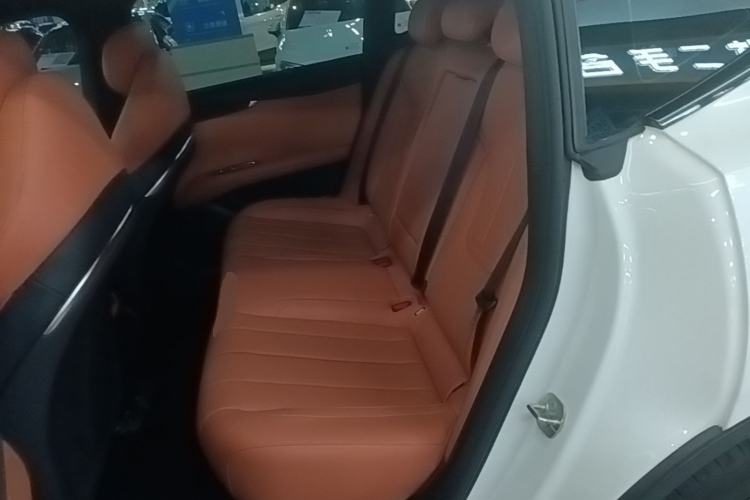 Used Deepal L07 2024 230Max Qiankun Intelligent Driving ADS SE Range-Extended Version Left Rear Seat