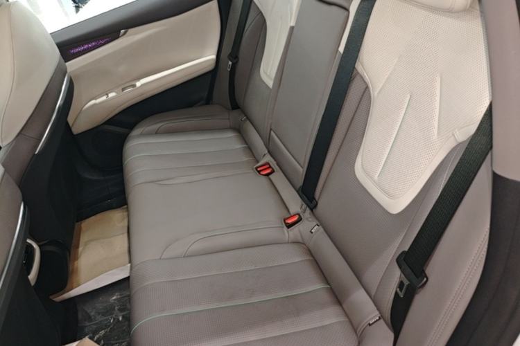 Used Deepal L07 2024 230Max Qiankun Intelligent Driving ADS SE Range-Extended Version Left Rear Seat