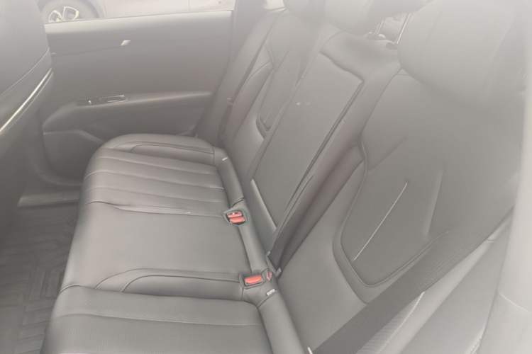 Used Deepal L07 2024 530 Max Qiankun Intelligent Driving ADS SE Pure Electric Version Left Rear Seat