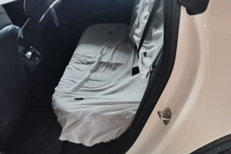 Used Deepal L07 2024 230Max Range-Extended Version Left Rear Seat