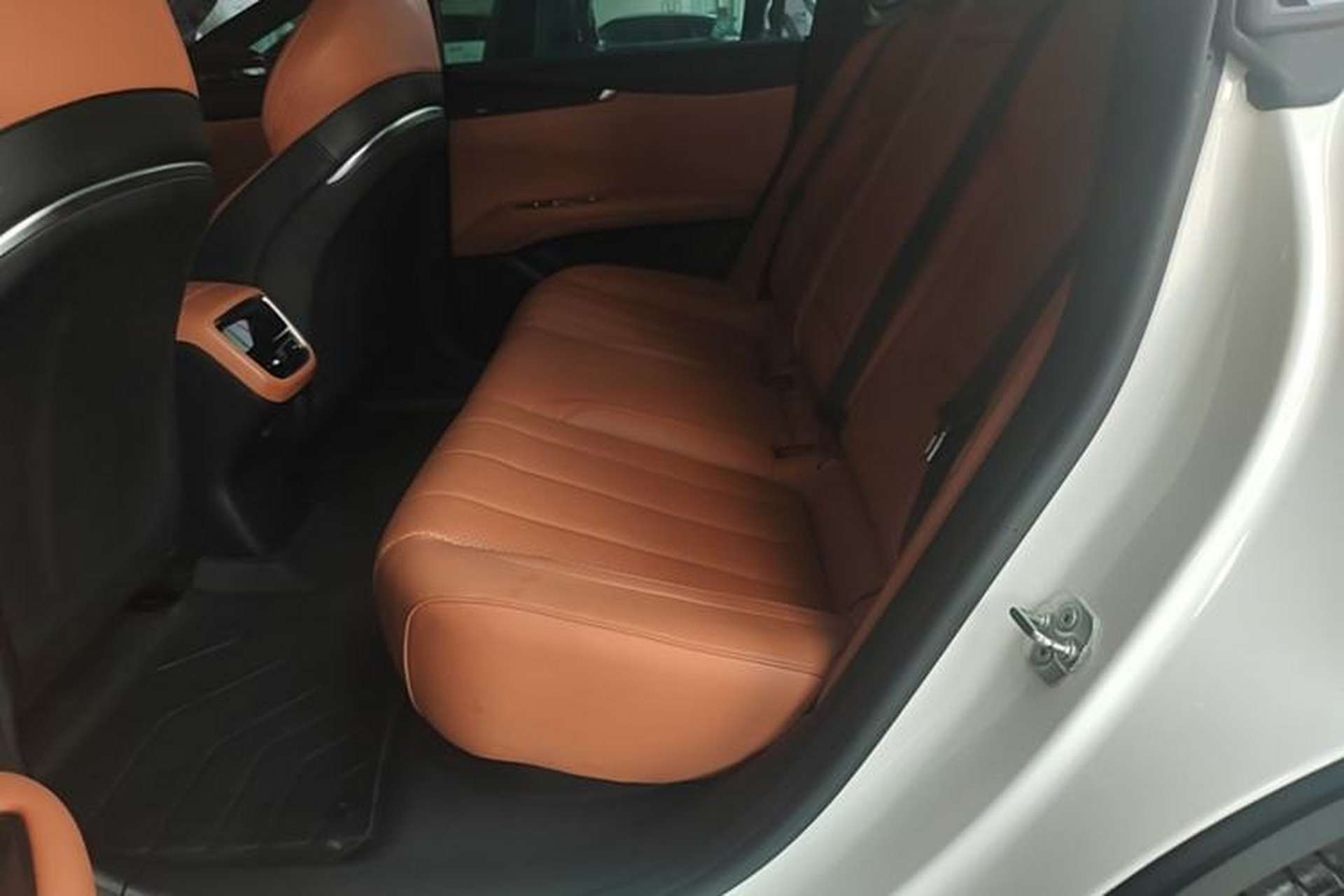 Used Deepal L07 2024 230Max Qiankun Intelligent Driving ADS SE Range-Extended Version Left Rear Seat