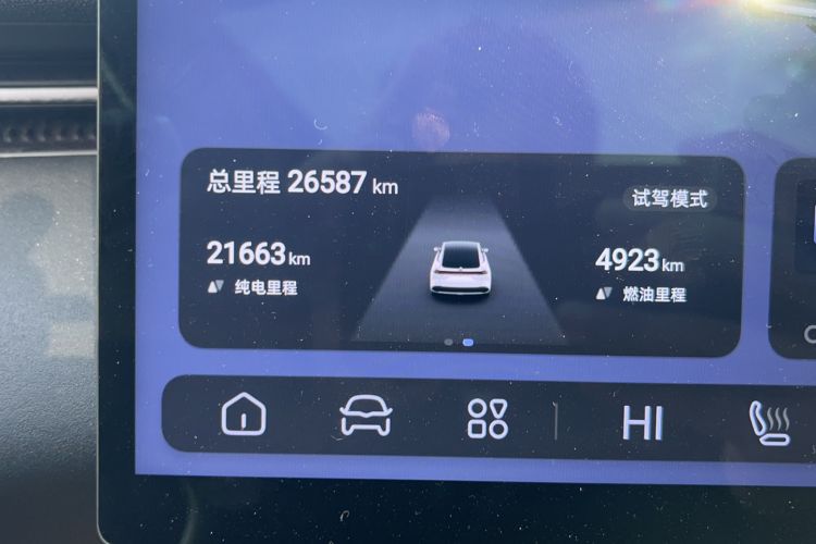 Used Deepal L07 2024 230Max Qiankun Intelligent Driving ADS SE Range-Extended Version Odometer Close Up