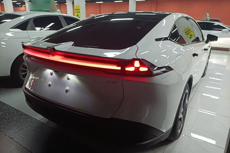 Used Deepal L07 2024 530Max Pure Electric Version Rear Right 45 Deg