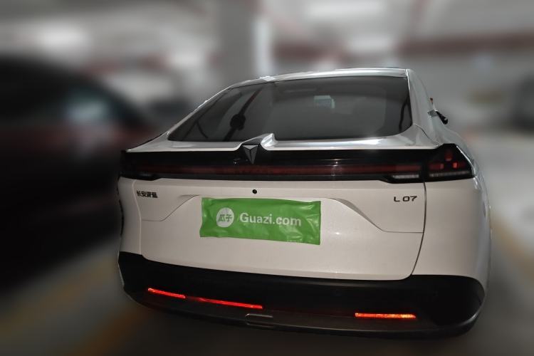 Used Deepal L07 2024 530 Max Qiankun Intelligent Driving ADS SE Pure Electric Version Rear
