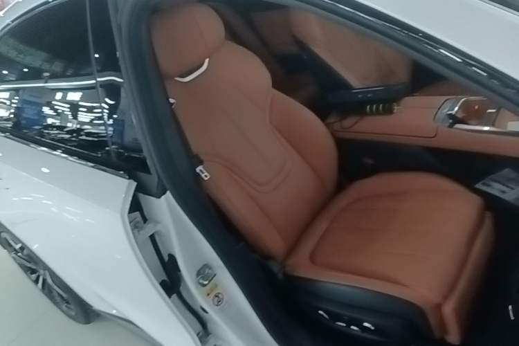 Used Deepal L07 2024 230Max Qiankun Intelligent Driving ADS SE Range-Extended Version Right Front Seat