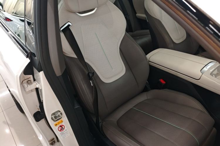 Used Deepal L07 2024 230Max Qiankun Intelligent Driving ADS SE Range-Extended Version Right Front Seat