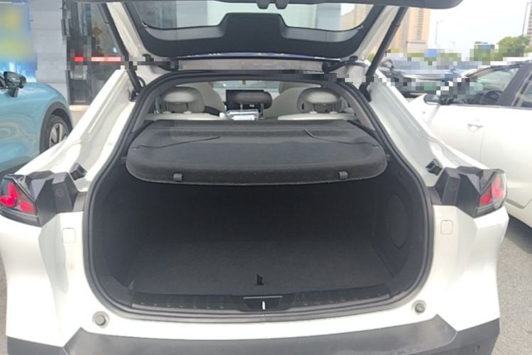 Used Deepal L07 2024 230Max Qiankun Intelligent Driving ADS SE Range-Extended Version Trunk