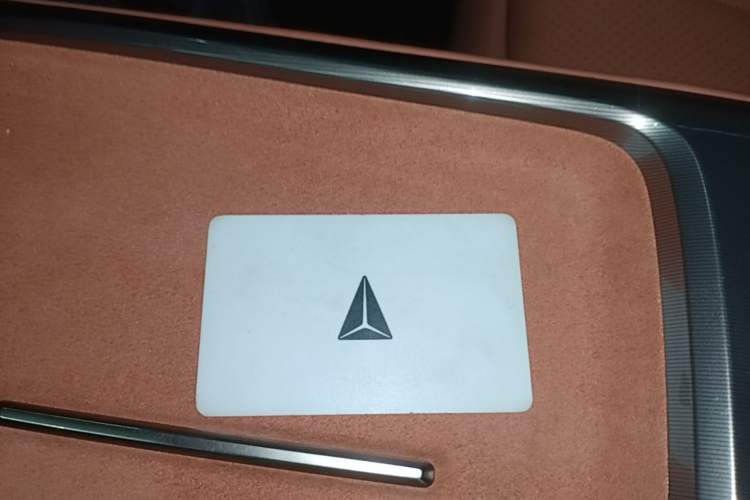 Used Deepal L07 2024 230Max Qiankun Intelligent Driving ADS SE Range-Extended Version Vehicle Key