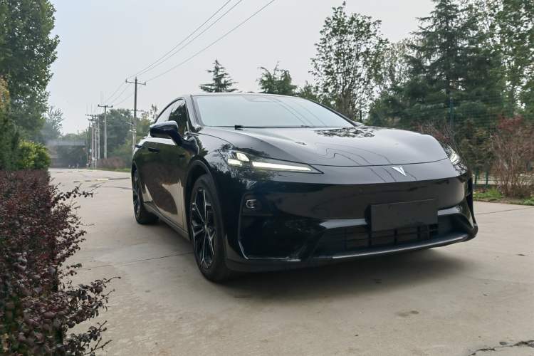 Used Deepal L07 2025 300Ultra with DeepBlue Intelligent Driving AD PRO Extended-Range Version Exterior 1