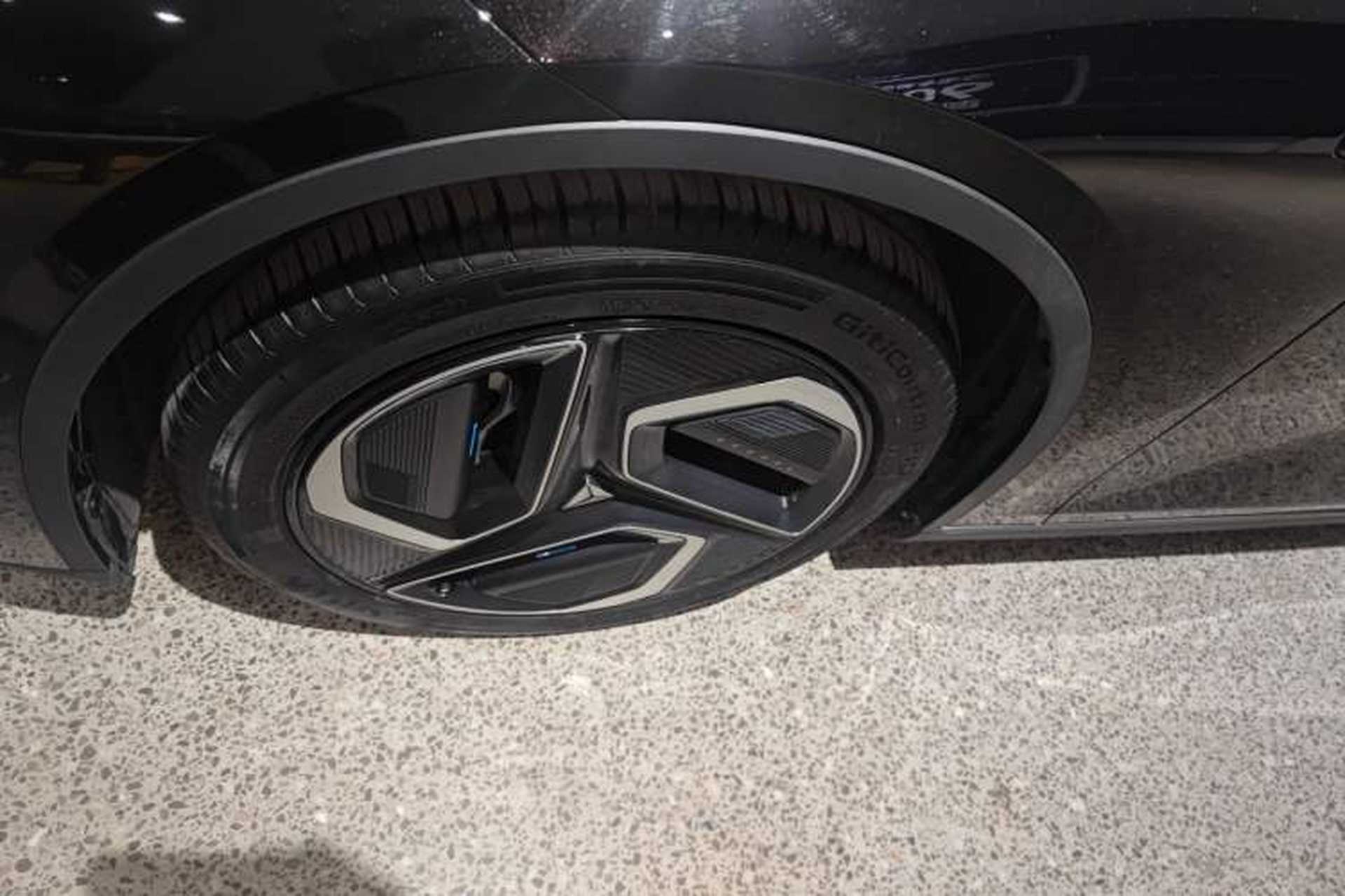 Used Deepal L07 2025 530 Ultra Qiankun Intelligent Driving ADS SE Pure Electric Version Exterior 2