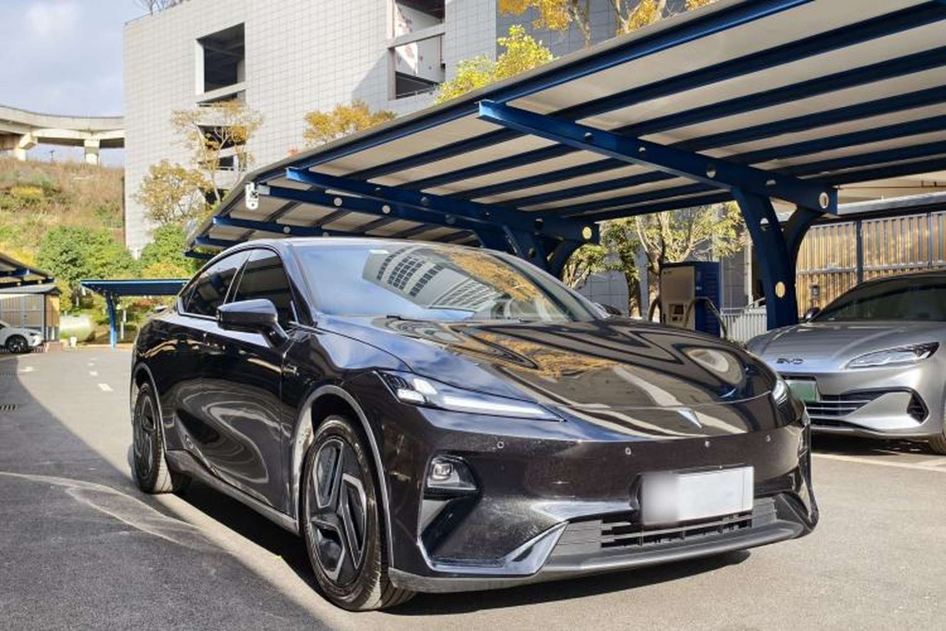 Used Deepal L07 2025 530 Ultra Qiankun Intelligent Driving ADS SE Pure Electric Version Exterior 5