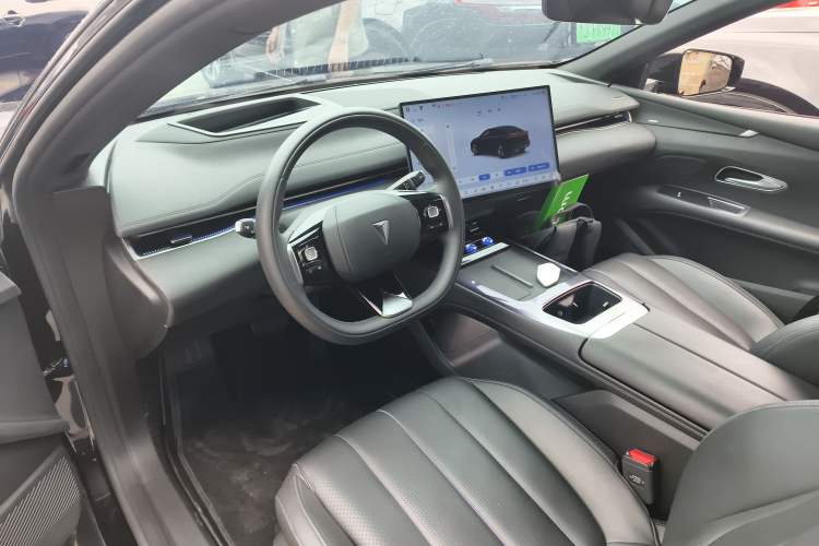 Used Deepal L07 2025 230 Ultra with DeepBlue Intelligent Driving AD PRO Extended-Range Version Interior 2