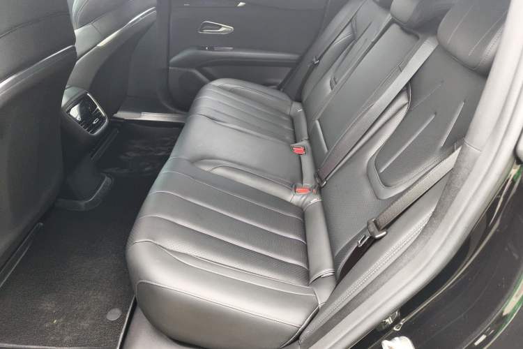 Used Deepal L07 2025 230 Ultra with DeepBlue Intelligent Driving AD PRO Extended-Range Version Interior 4