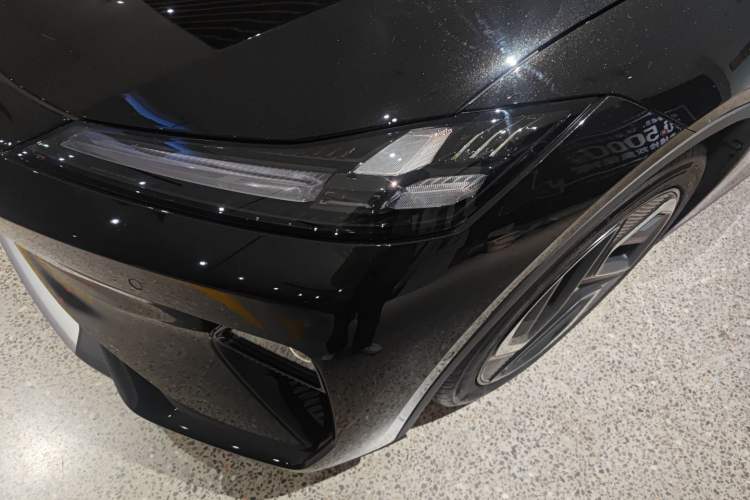 Used Deepal L07 2025 530 Ultra Qiankun Intelligent Driving ADS SE Pure Electric Version Left Front Headlight