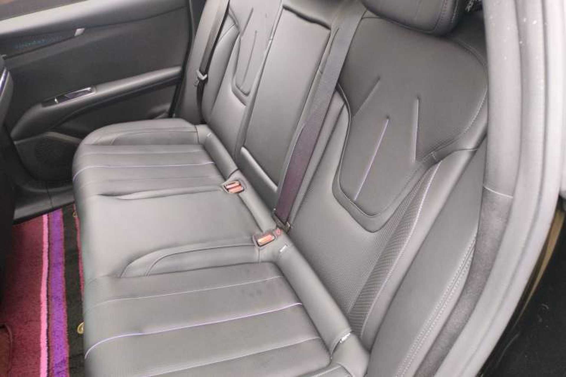 Used Deepal L07 2025 530 Ultra Qiankun Intelligent Driving ADS SE Pure Electric Version Left Rear Seat