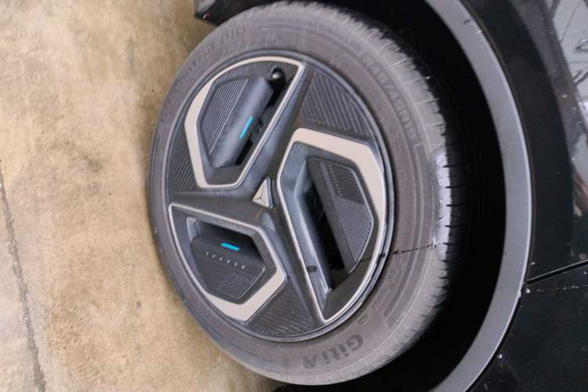 Used Deepal L07 2025 530 Ultra Qiankun Intelligent Driving ADS SE Pure Electric Version Right Rear Wheel Hub