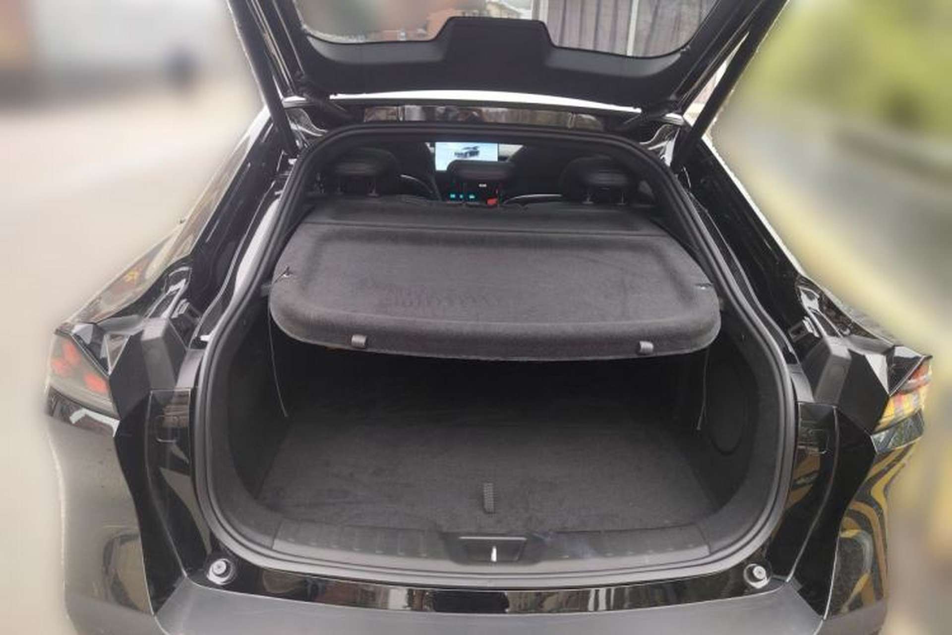 Used Deepal L07 2025 530 Ultra Qiankun Intelligent Driving ADS SE Pure Electric Version Trunk