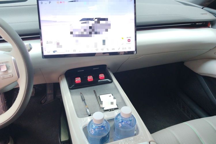 Used Deepal L07 2025 230 Ultra Qiankun Intelligent Driving ADS SE Range-Extended Version Audio And AC Panel
