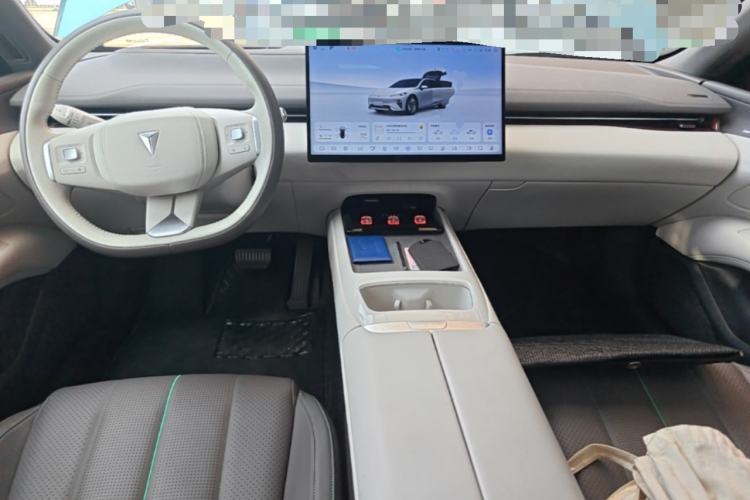 Used Deepal L07 2025 230 Ultra Qiankun Intelligent Driving ADS SE Range-Extended Version Center Console